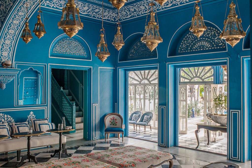 Decor:   Bar Palladio in Jaipur