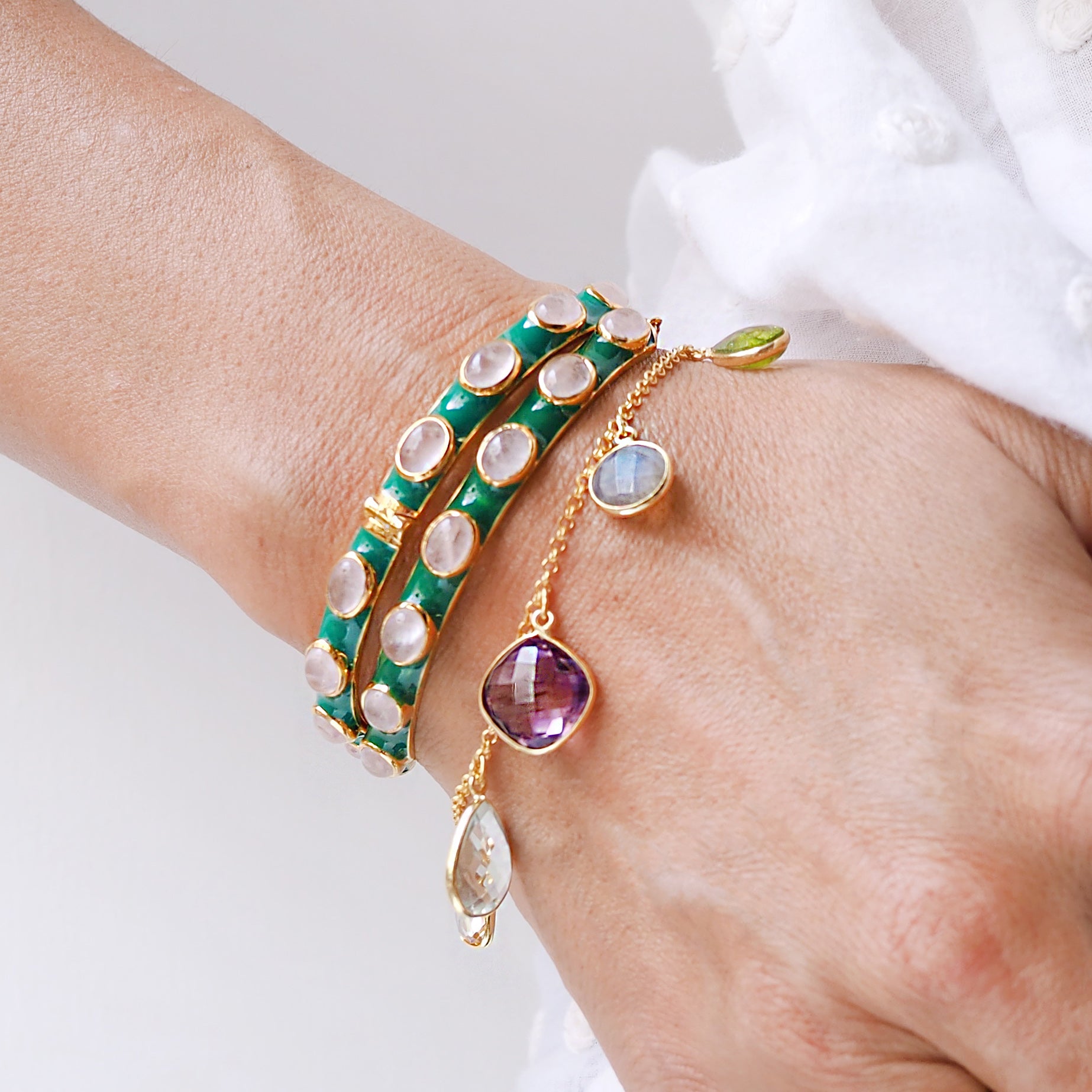 Sujan Bangle