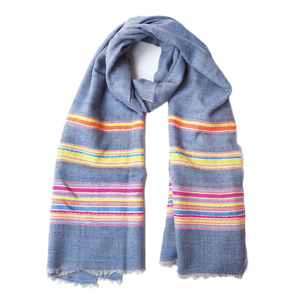 This gorgeous pashmina is comes from the Himalayan region of India. Made out of the finest Ibex wool, it will keep you warm and add some colour to your dreary winter outfit, or keep the summer breeze at bay on cool summer nights.